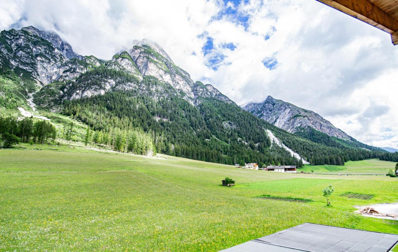 Gschnitzerhof Apartment Exterior photo